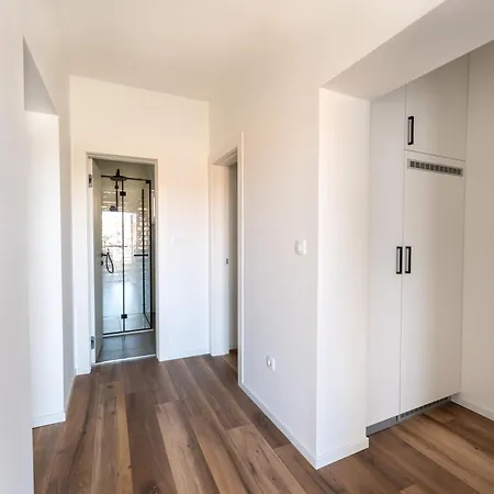 Apartament Bernie With A Pool *
