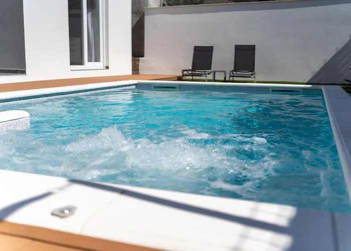 Bernie With A Pool *