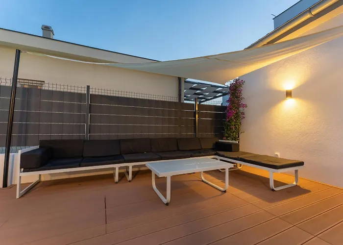 דירה Bernie With A Pool *